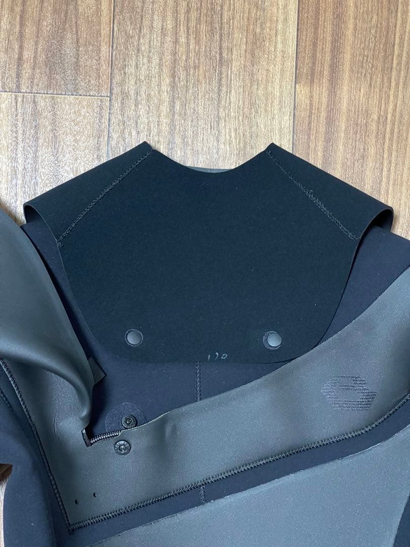 BEWET FREESHOULDER 5×3 セミドライ