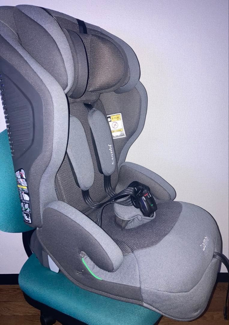 コンビ⭐️チャイルドシート　ジョイトリップアドバンスISOFIX クリーニング済み