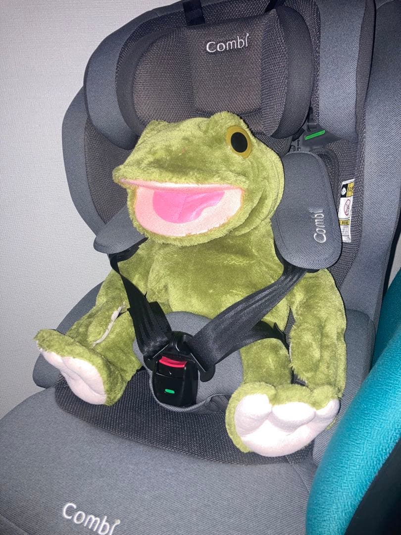 コンビ⭐️チャイルドシート　ジョイトリップアドバンスISOFIX クリーニング済み