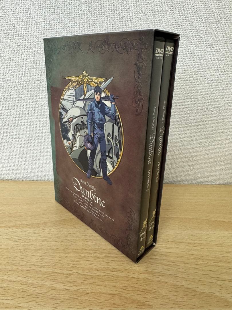 富野由悠季　傑作昆虫ロボットアニメ　「聖戦士ダンバイン」DVDBOX１