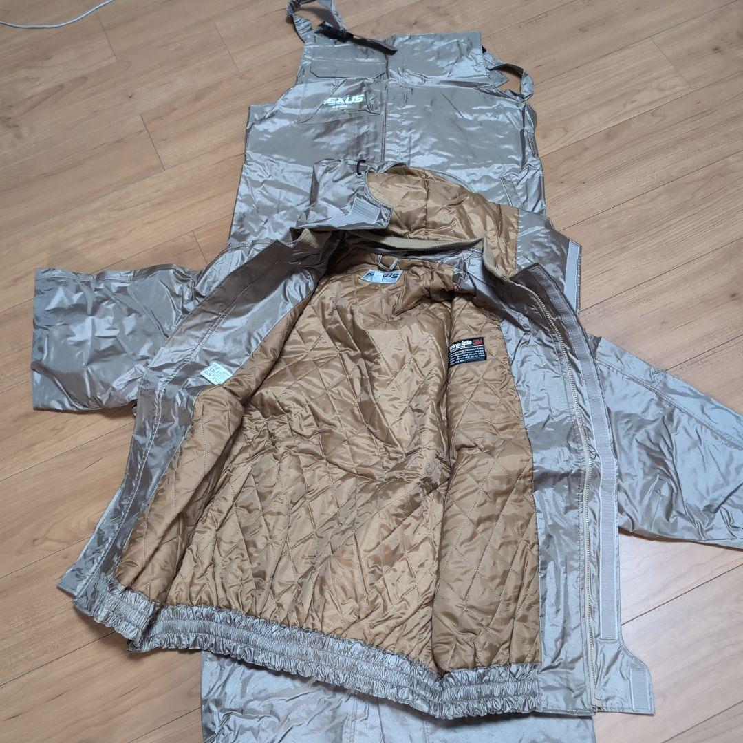 NEXUS フィッシングスーツ(上下セット) シルバー Thinsulete3M