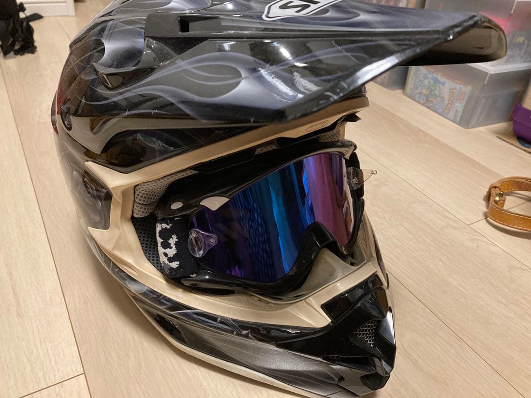 SHOEI VFX モトクロス用 ヘルメット