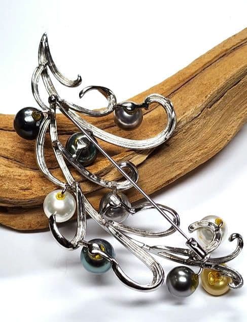 森*様 エクボが殆どない、粒ぞろいの真珠！！ SV　マルチパールブローチ