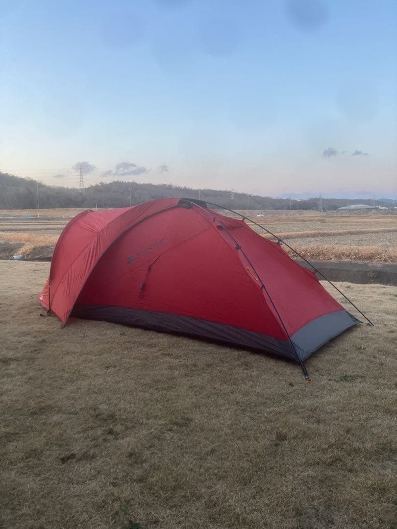 5000円値引き中　ZEROGRAM ドーム型テント レッド　赤　自立　レア