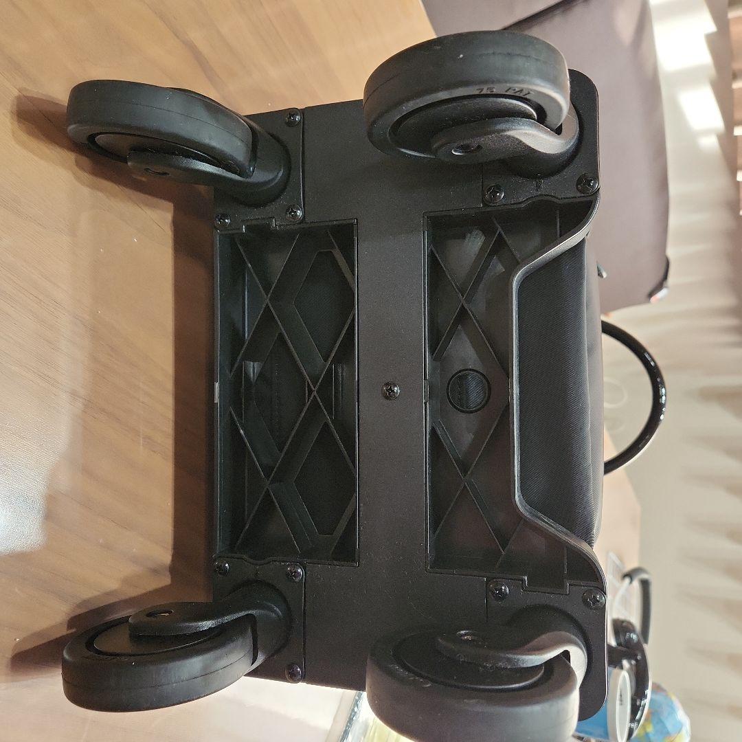 ティアラ　ブラックキルティングキャリーケース