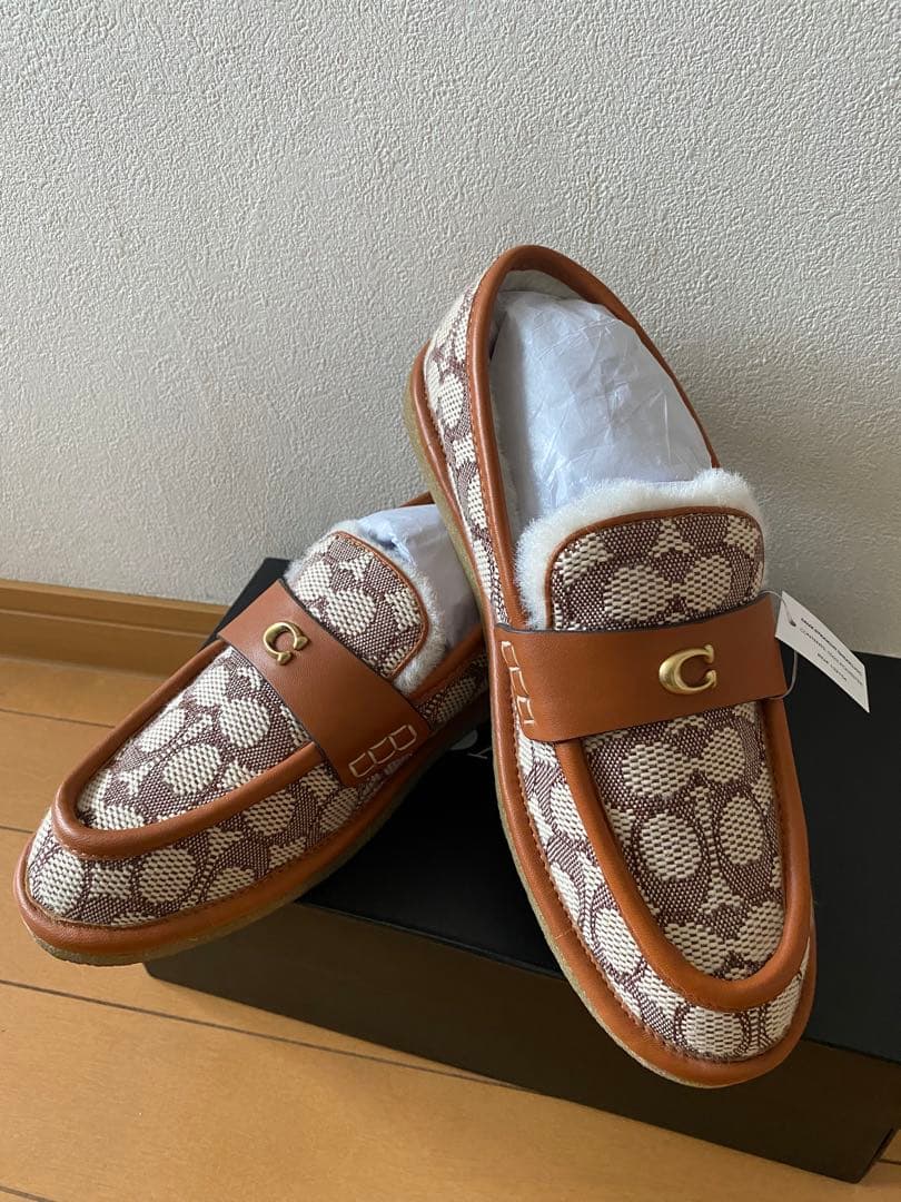 【新品未使用】COACH☆シグネチャー中ボアシューズ