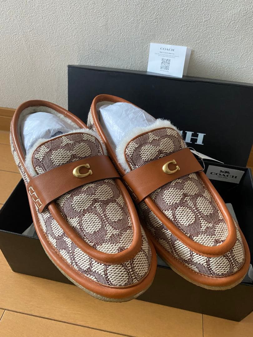 【新品未使用】COACH☆シグネチャー中ボアシューズ
