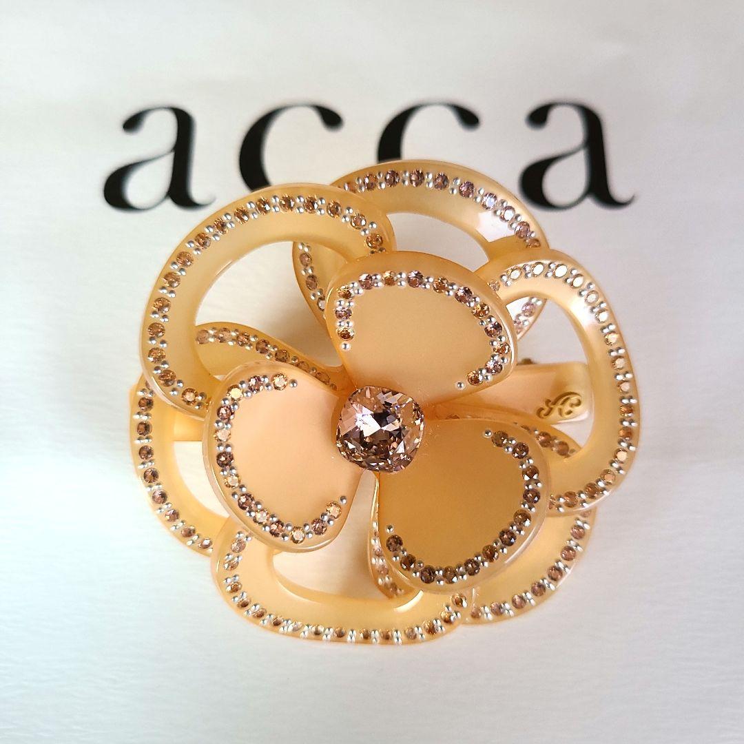 acca カメリアヘアバレッタ ベージュ　ストーン　フォーマル