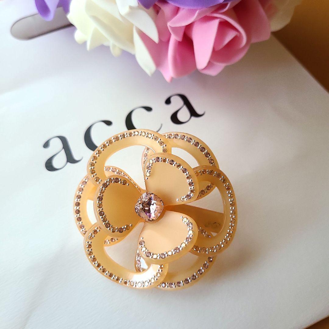 acca カメリアヘアバレッタ ベージュ　ストーン　フォーマル