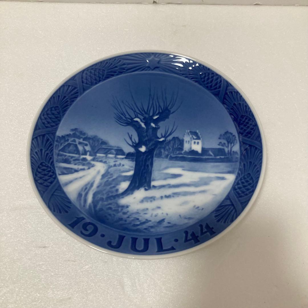ロイヤルコペンハーゲン イヤープレート 1944デンマークの代表的な冬の景色