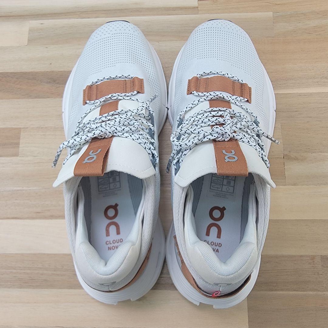 オン クラウド ノヴァ ホワイト UK6 25cm