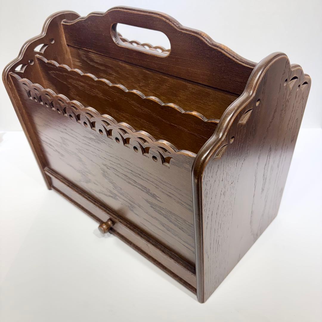 希少！パリの雑貨屋 マガジンラック レース模様 レトロ アンティーク