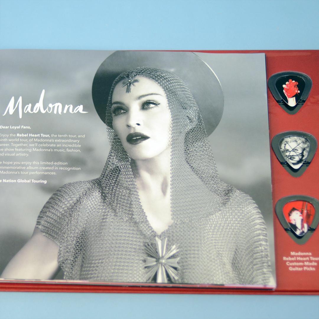 マドンナ SS席限定配布写真集 Madonna Rebel Heart Tour