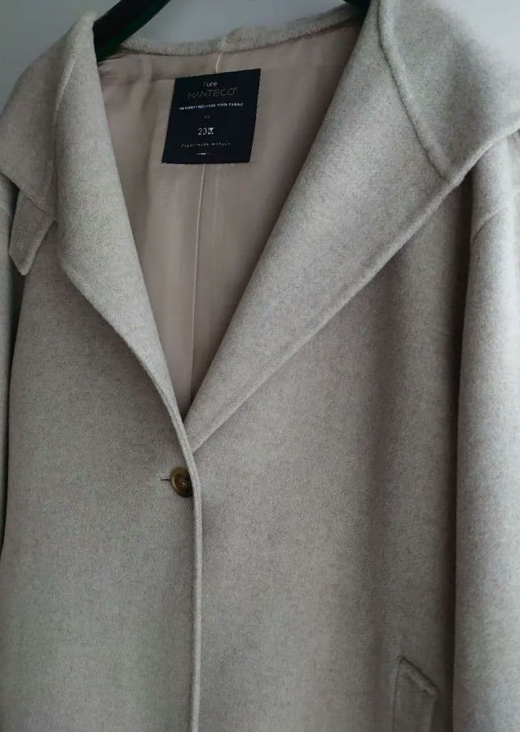 23区 滝沢眞規子さん着MANTECOPureリバー フード コート2025aw