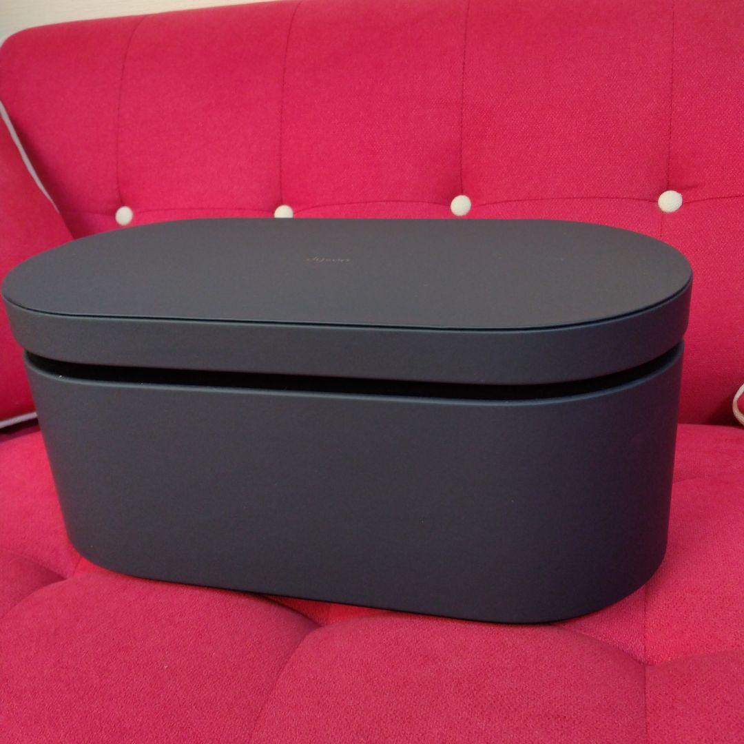 ヘアドライヤー KhineNyeinThu