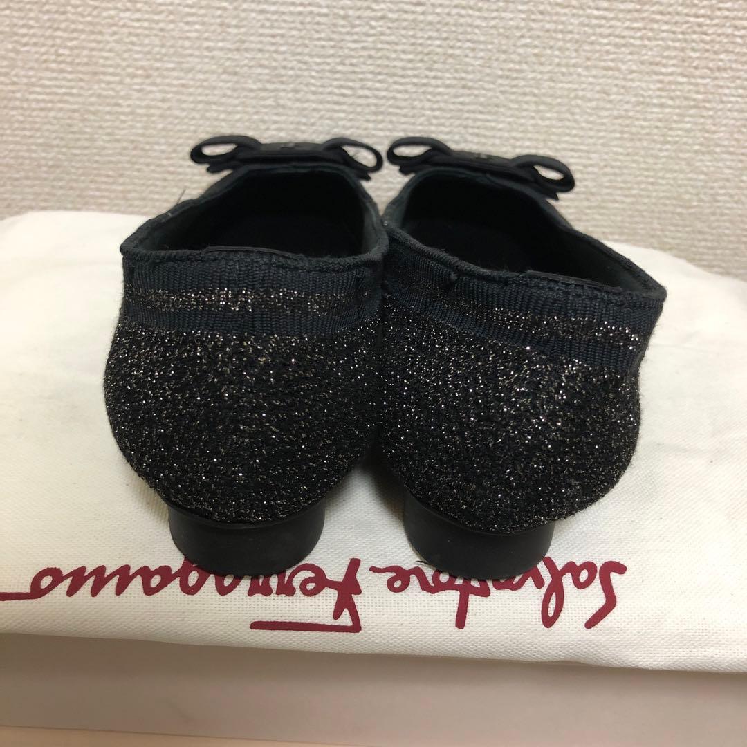 フェラガモ パンプス　フラット　VIVA 51/2C