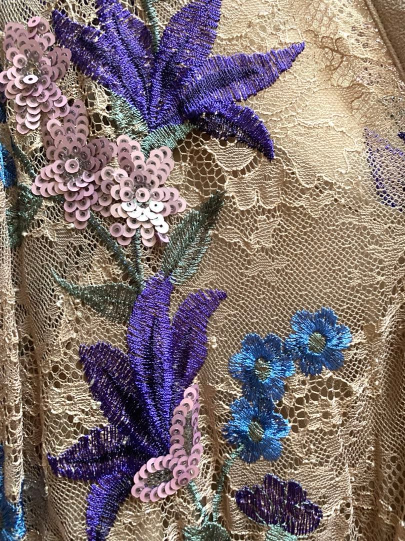 Grace Continental グレースコンチネンタルフラワー刺繍ワンピース