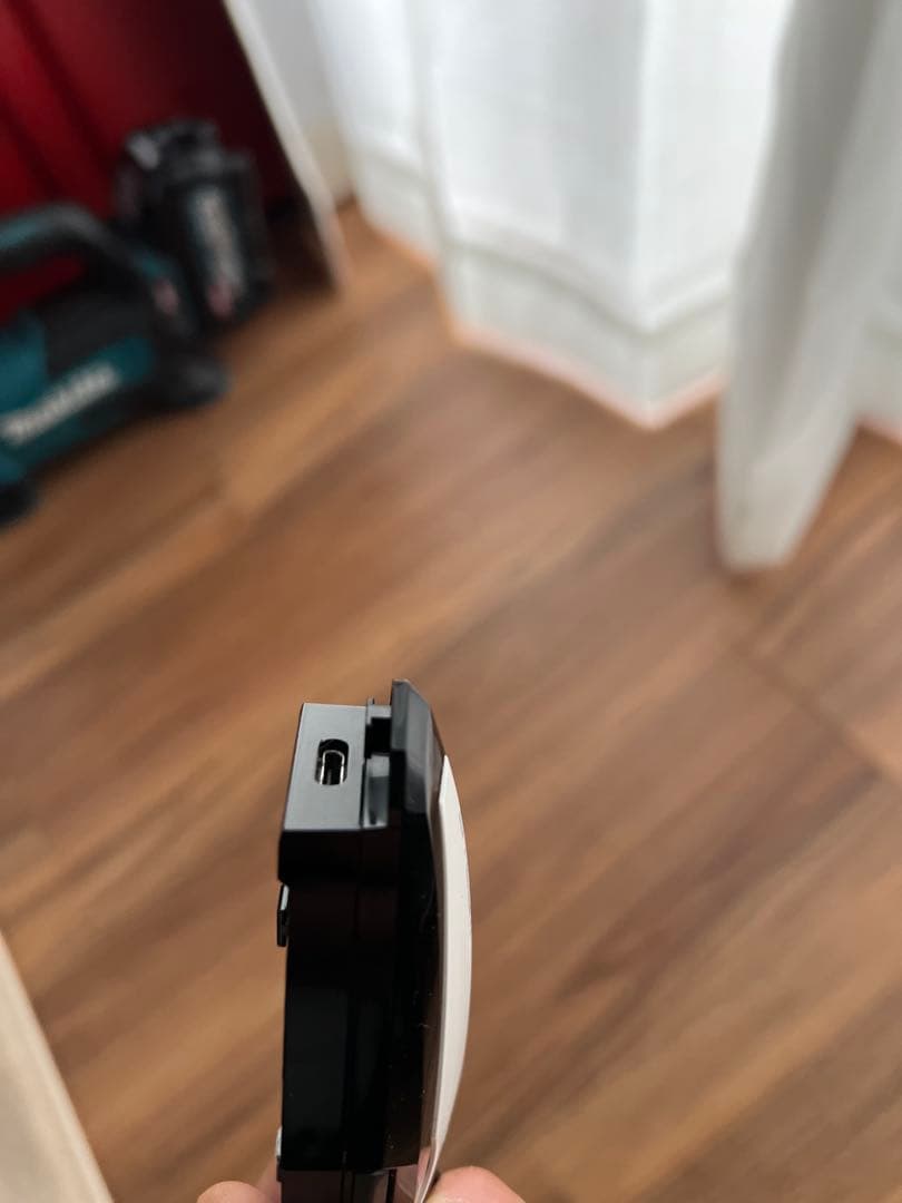 B+COM SB6X Bluetoothインカム ホワイト/ブラック. 再出品