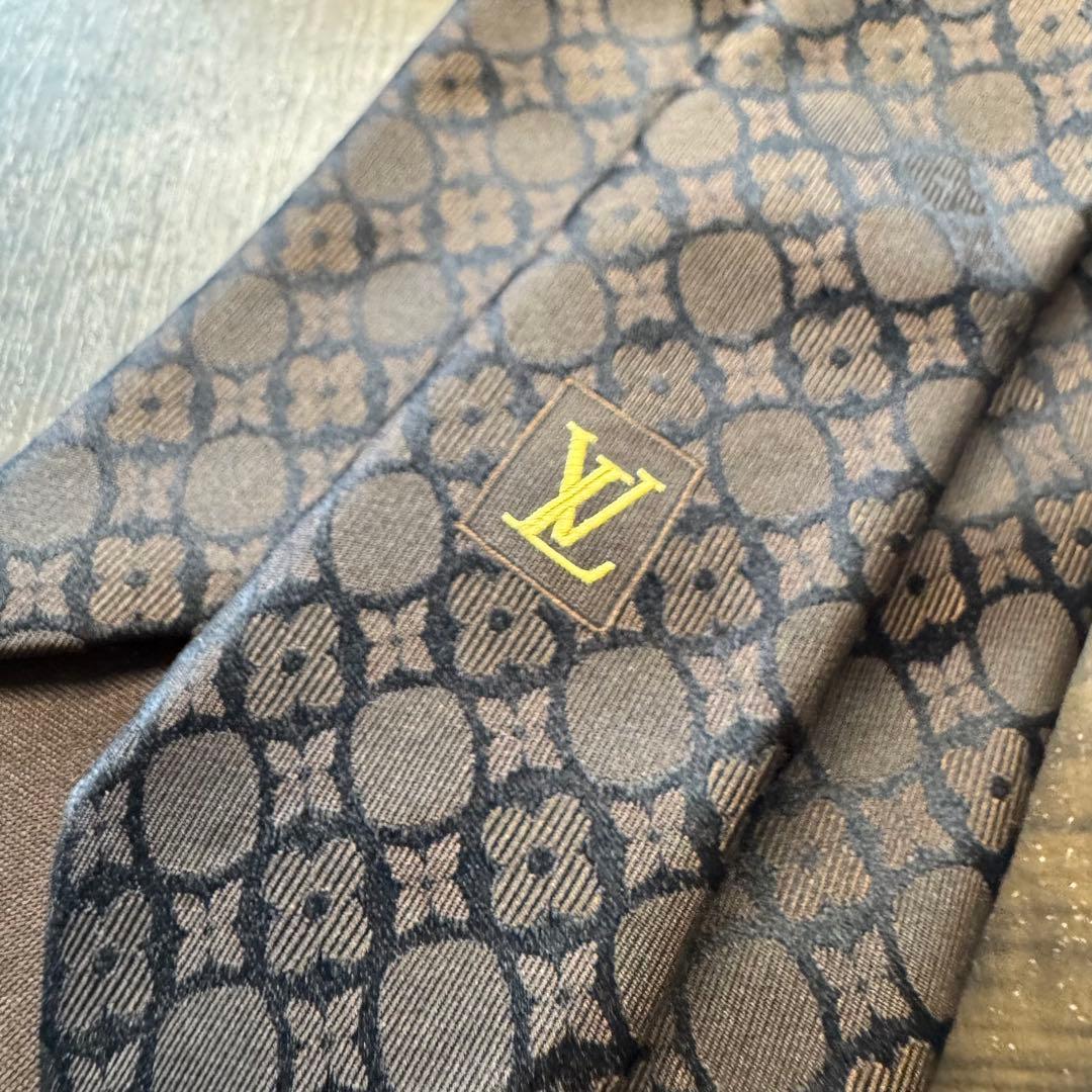 最高級 ルイヴィトン フラワーモノグラム 総柄 ネクタイ ブラウン シルク