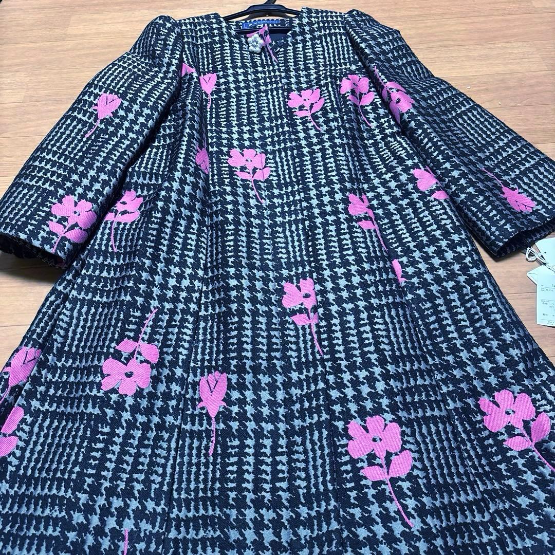 【新品】M'S GRACY ノーカラー花柄ロングコート 40。