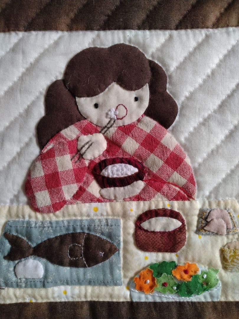 【かっちゃん様】パッチワーク　タペストリー　お母さんの一日