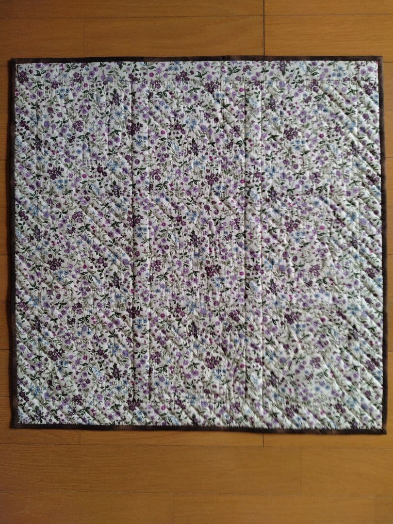 【かっちゃん様】パッチワーク　タペストリー　お母さんの一日