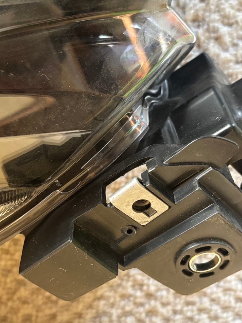 マツダ2 ヘッドライト左右