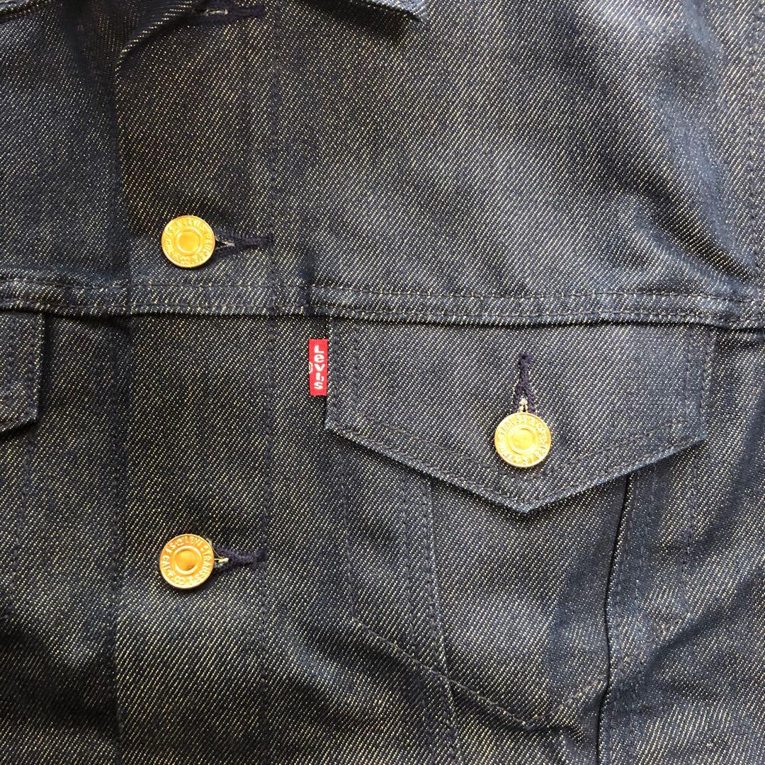 未使用【Levi's リーバイス】 デニムジャケット／金糸・金ボタン仕様 S