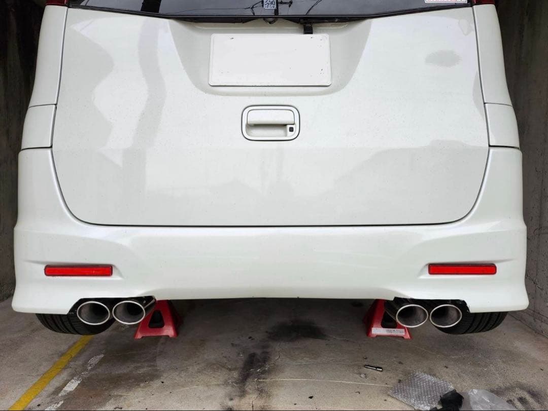 や*ん様 MH23sワゴンR用BE　FREE製4本出しマフラー