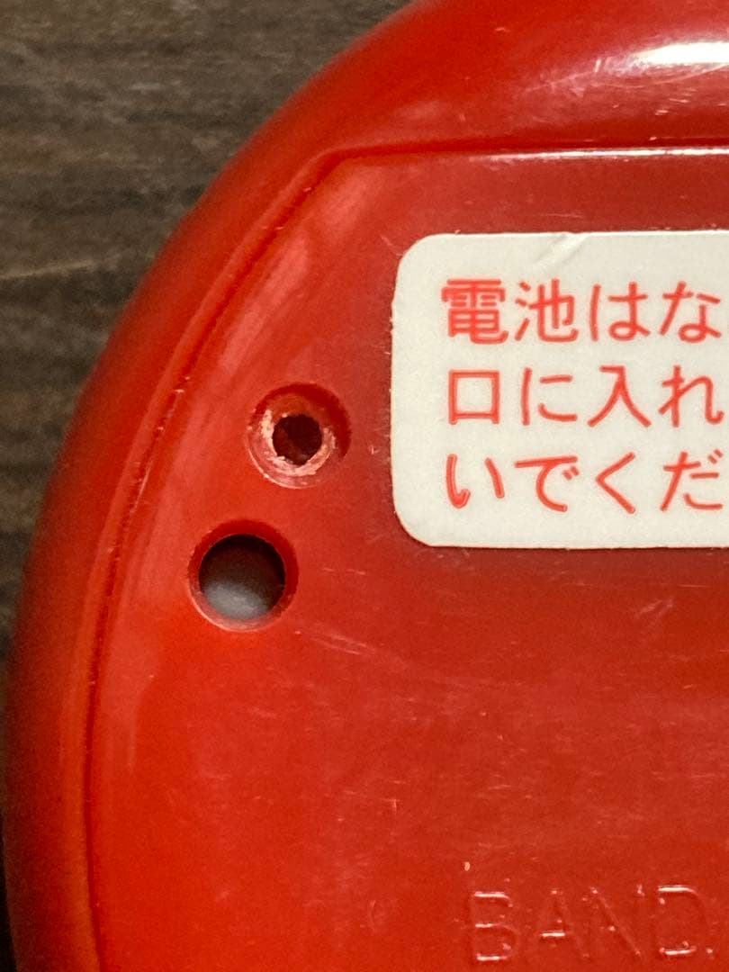 【動作確認済・ジャンク】サンタクロっちのたまごっち　レッド　※裏蓋両側ビス欠け
