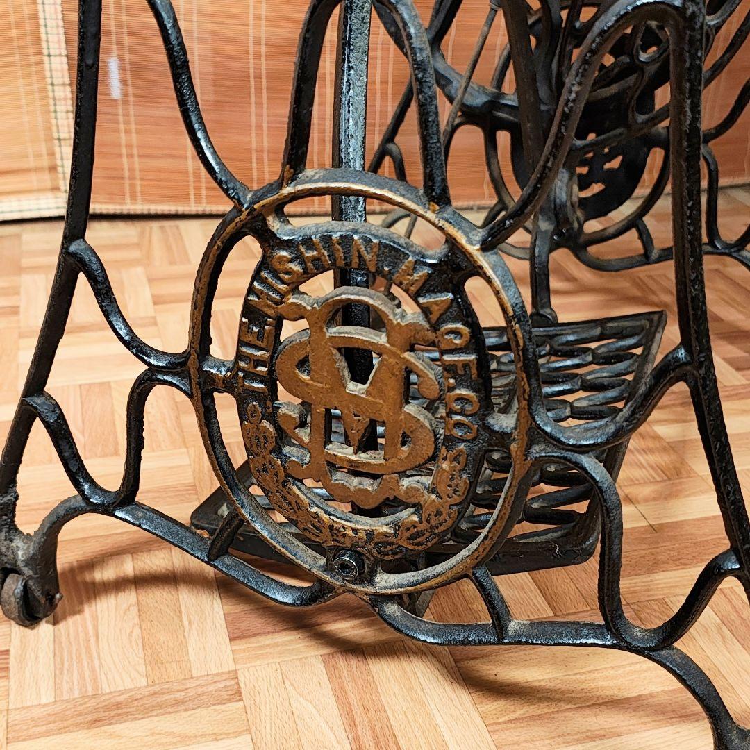 ミシン脚テーブル　古材テーブル　昭和レトロ　古家具