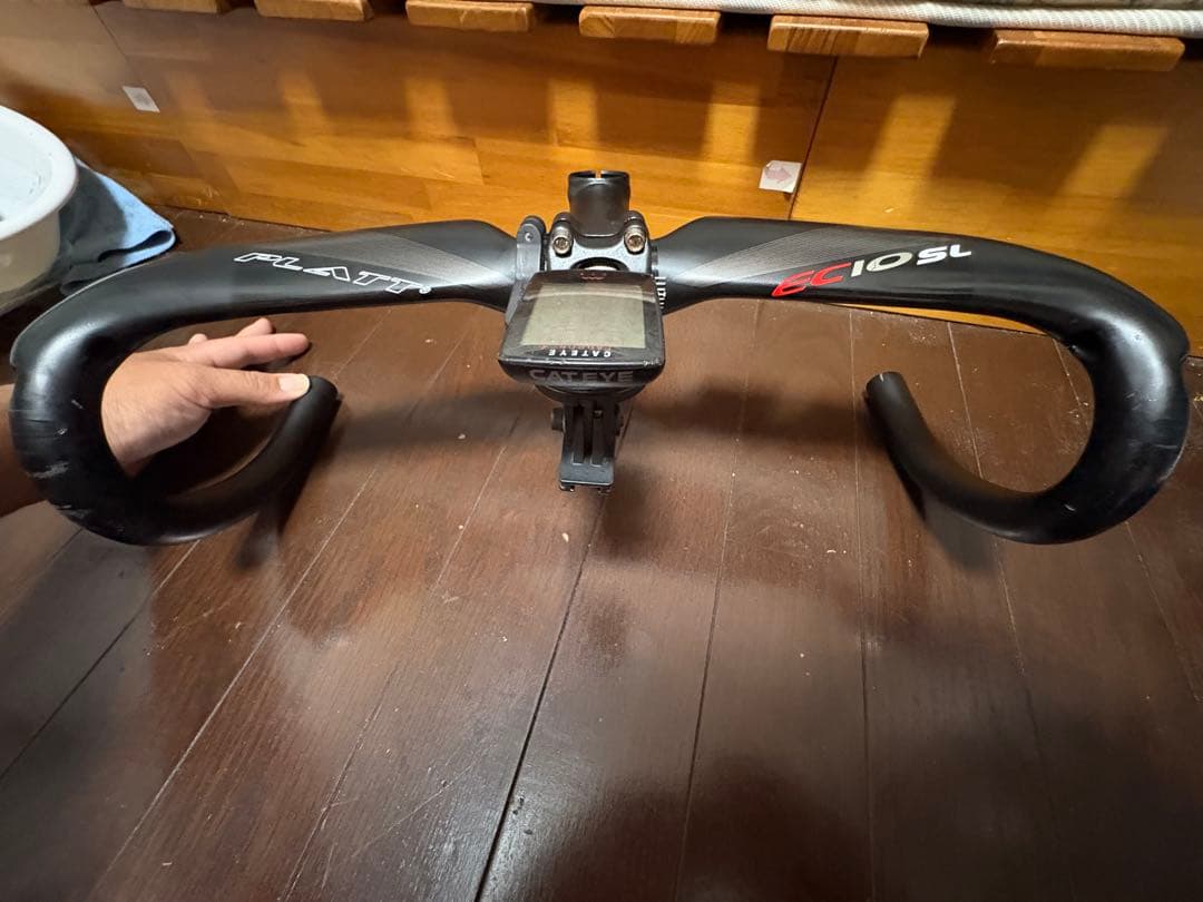 中華カーボンエアロハンドル キャットアイサイコン・ライトマウント付き