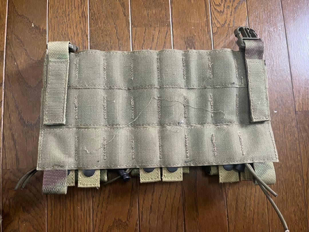 Stich Profi製　プレートキャリア　マグポーチ付き