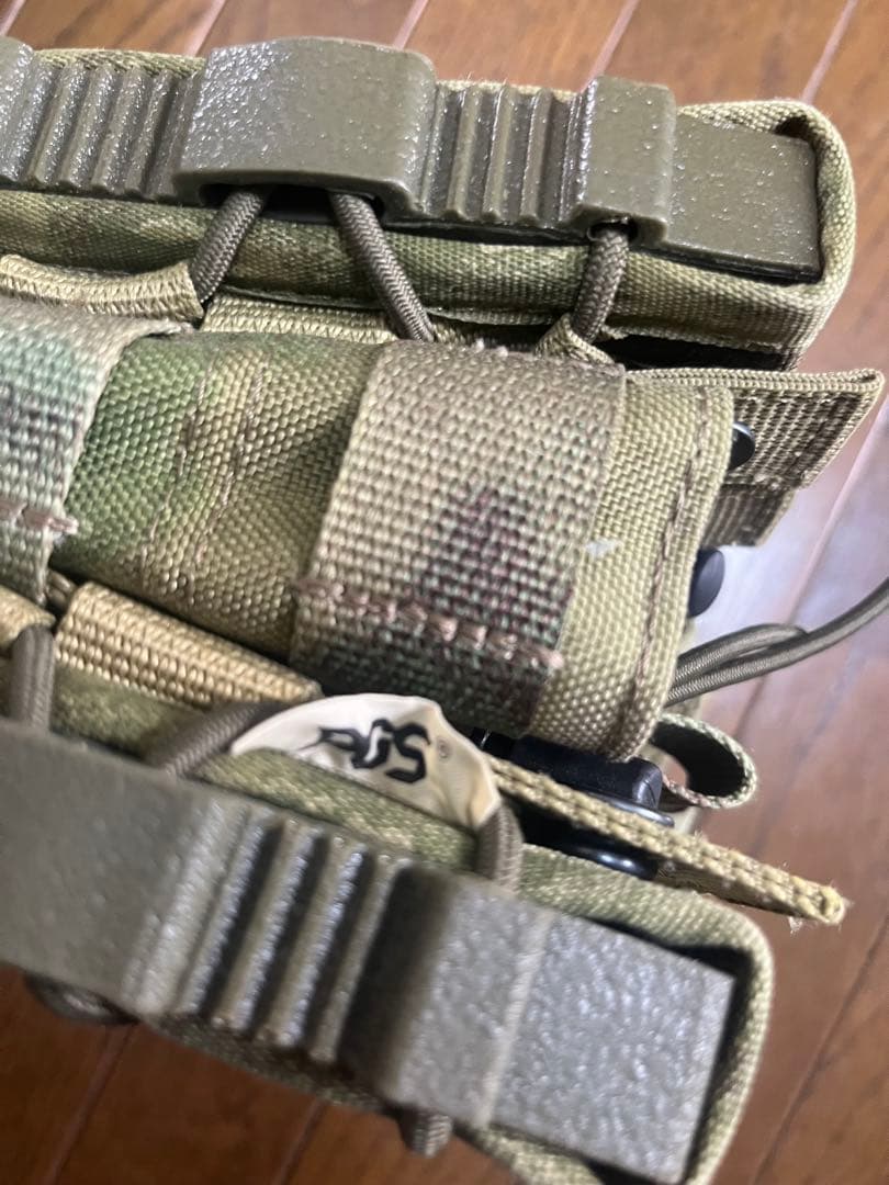 Stich Profi製　プレートキャリア　マグポーチ付き