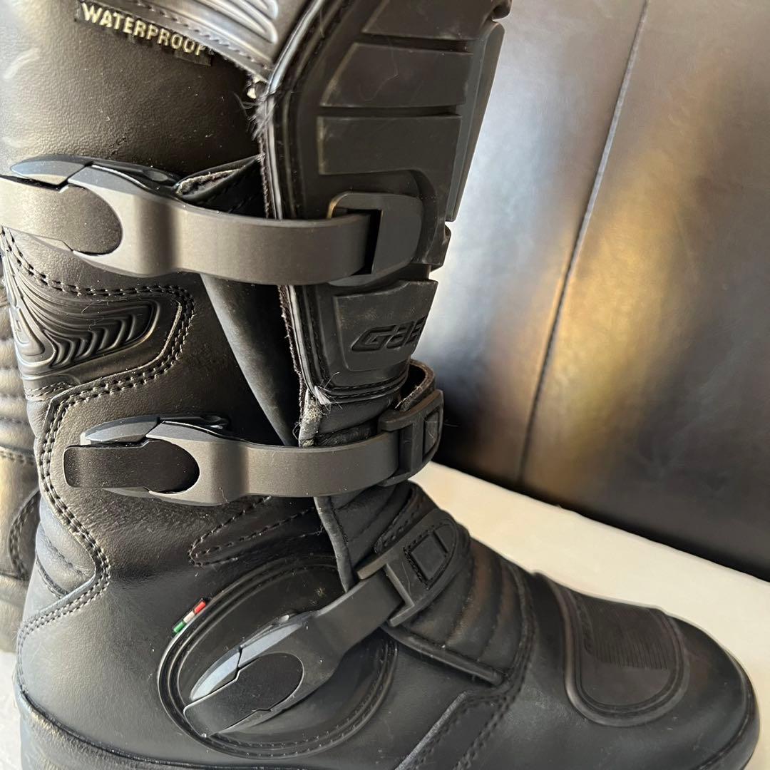 ガエルネ G-ADVENTURE バイク　シューズ　おしゃれブラック 26.5㎝