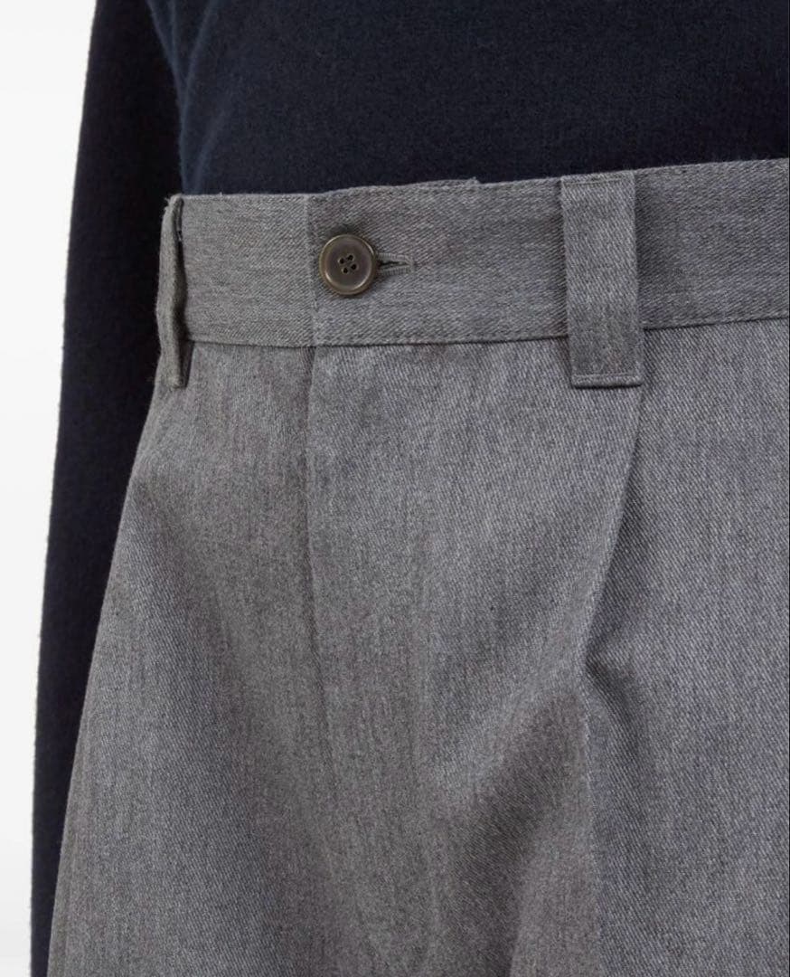 上杉柊平着用　Maison Margiela スケーターチノトラウザーズ