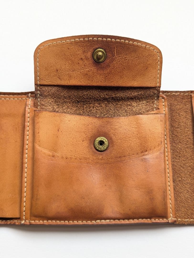 イルビゾンテ フラップウォレット コンパクト ヌメ革 希少 男女兼用