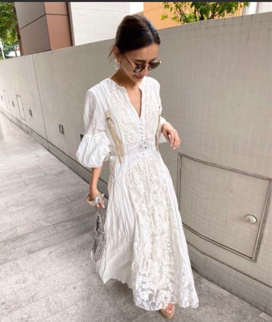 ワンピース AMERI MEDI EMBROIDERY TULLE LACE DRESS