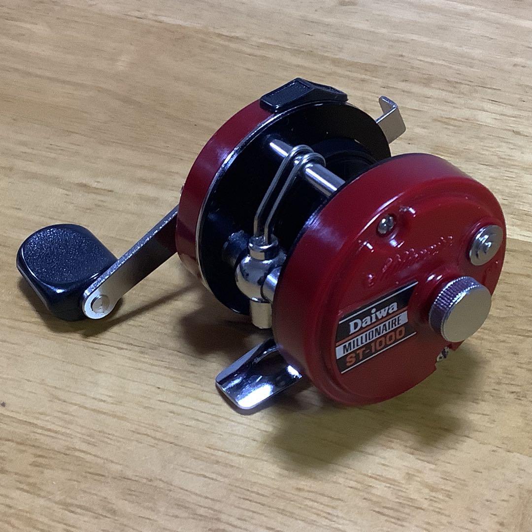 【美品】ビンテージ　Daiwa ダイワ　ミリオネア　ST-1000