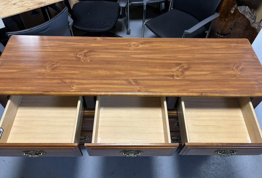 さわ US アメリカンBroyhill3段ローチェスト幅147cmUsed