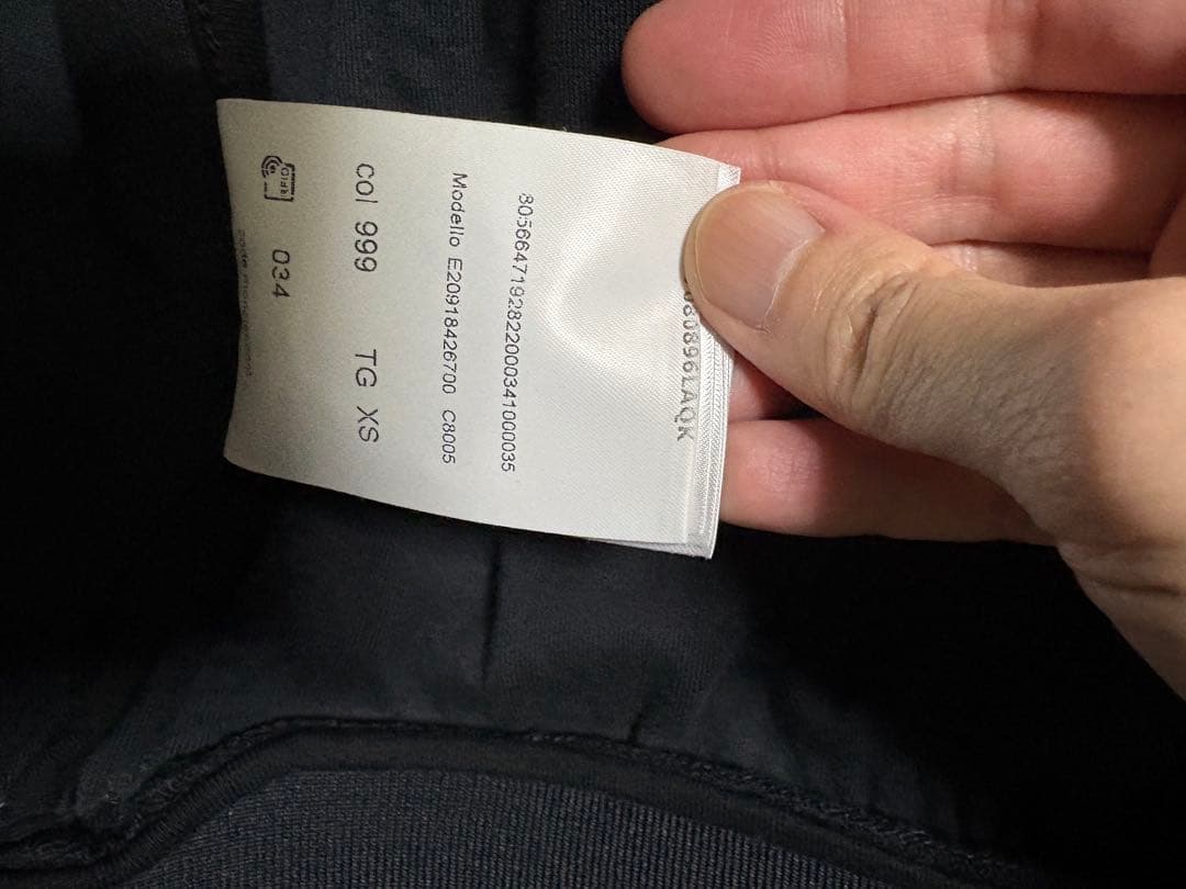 MONCLER ブラック トラックジャケット