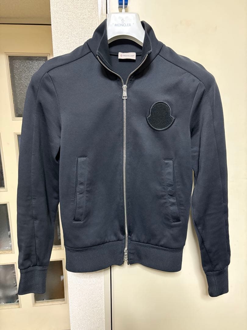 MONCLER ブラック トラックジャケット