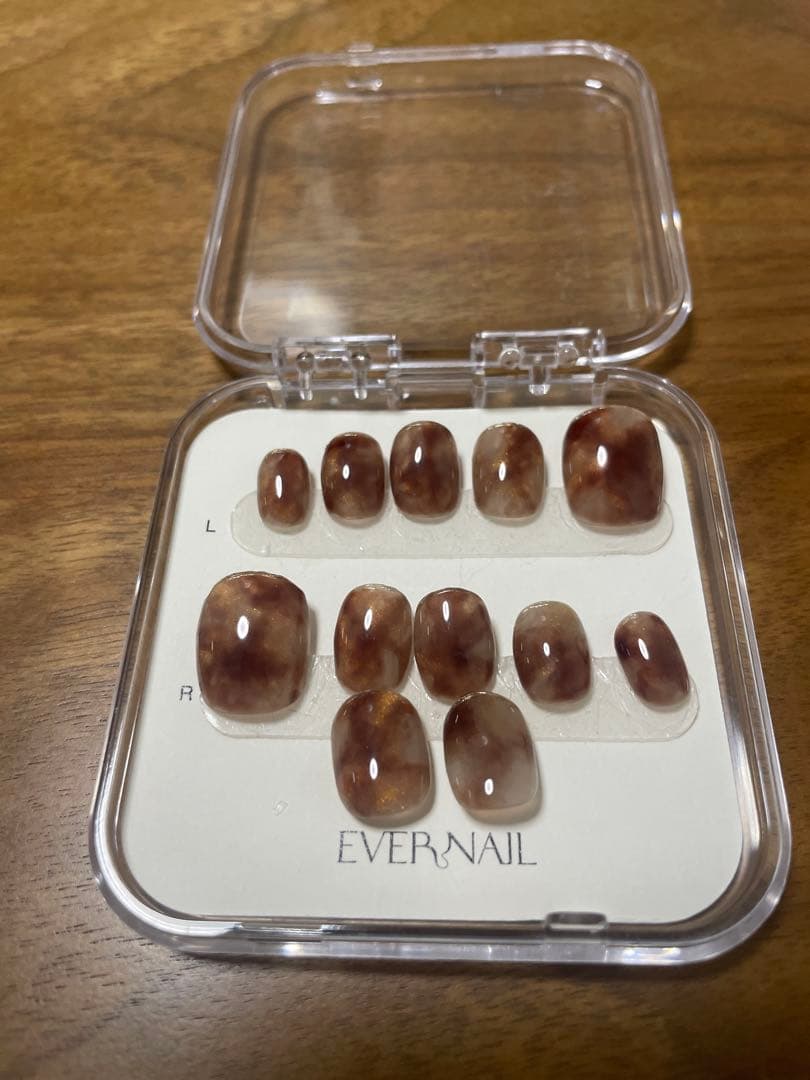 Cappuccino ネイルチップ・EVERNAIL エバーネイル