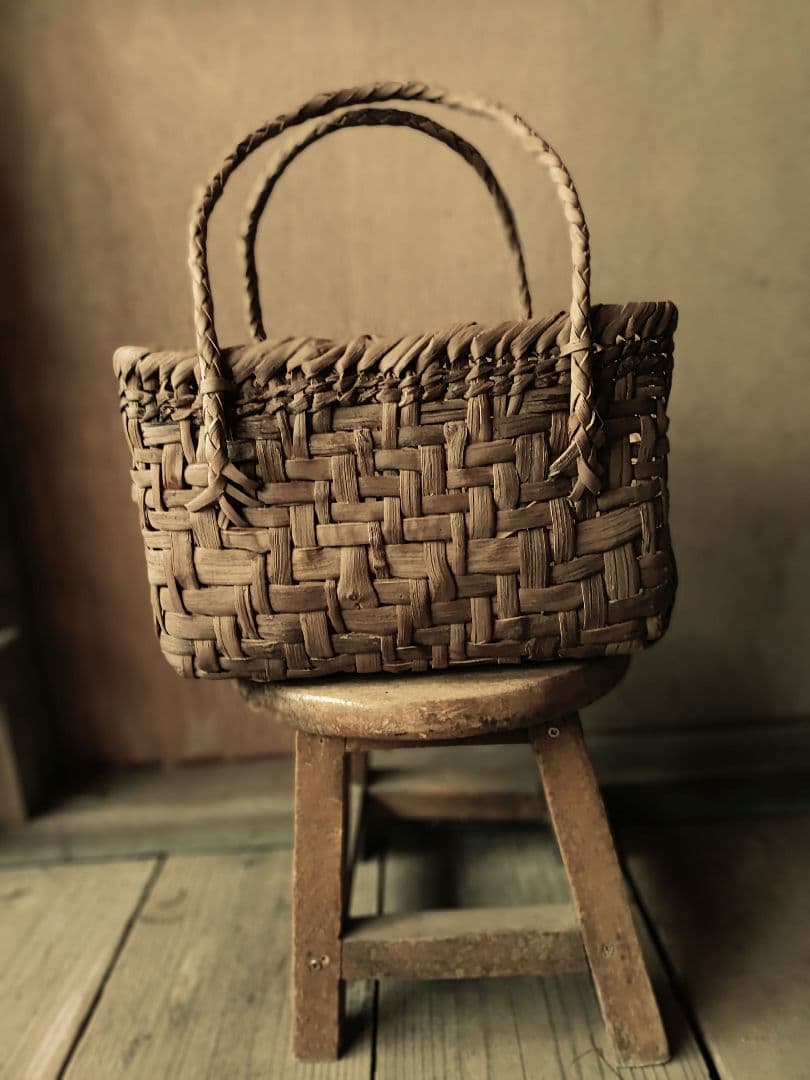 ウ*ラ様 信州安曇野の山葡萄かごバック。里山手仕事。