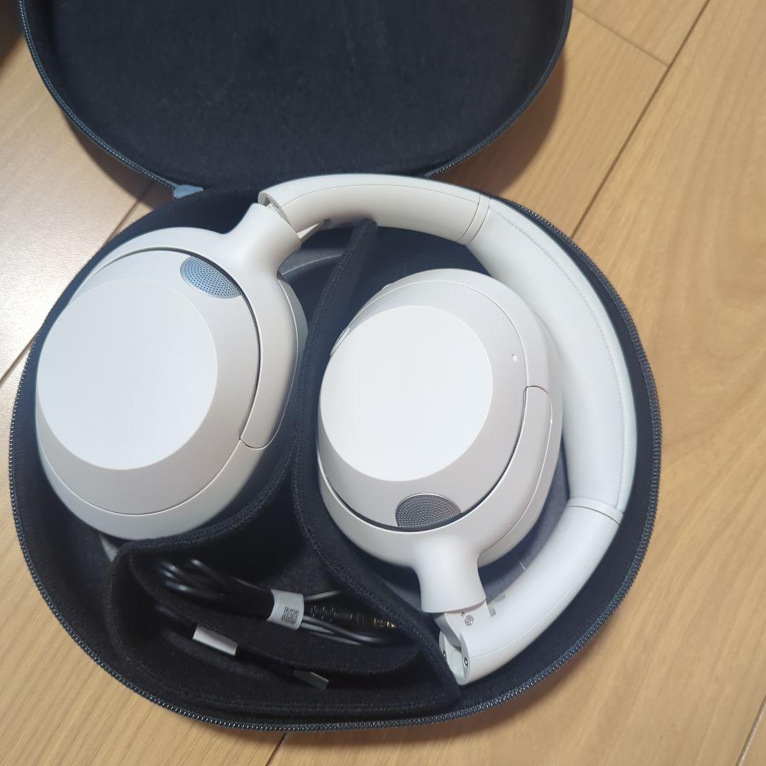 SONY ULT ワイヤレスヘッドホン ホワイト ケース付き
