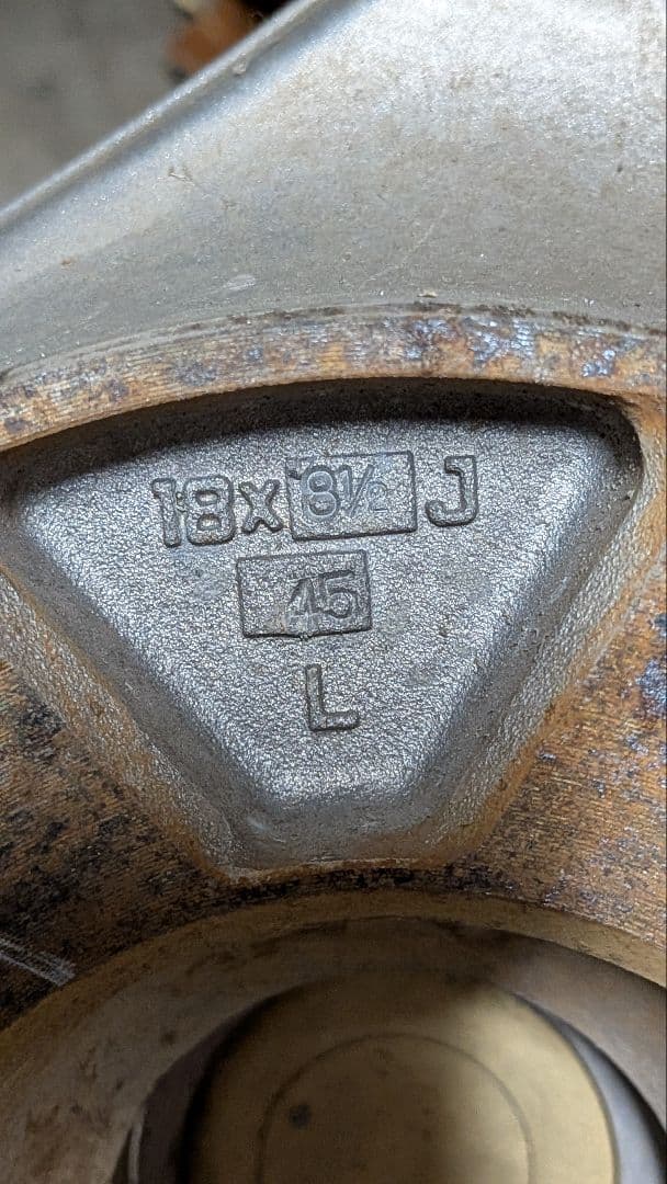 レア?!ADVAN Racing 18インチホイール ４本セット