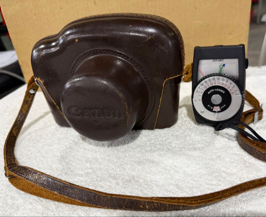 Canon 一眼レフカメラ レンズ付き