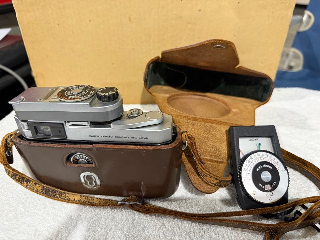 Canon 一眼レフカメラ レンズ付き