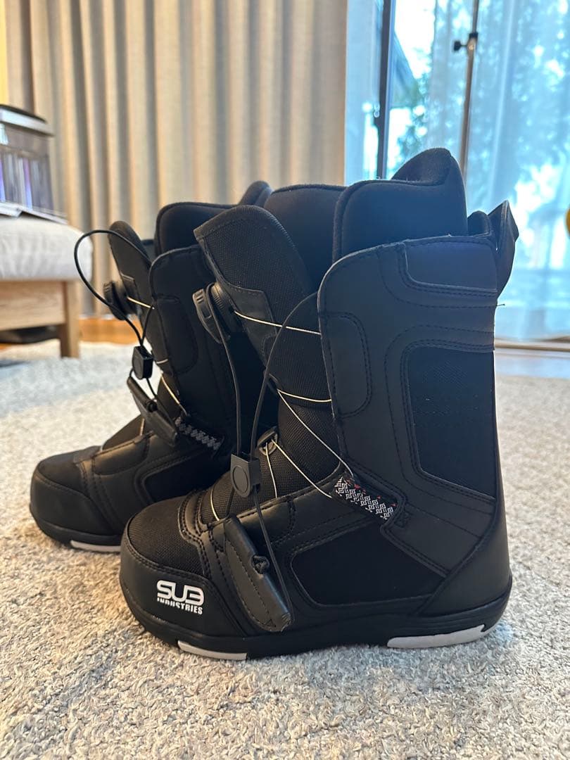 にこまる　SUB INDUSTRIES BOA 23〜23.5cm