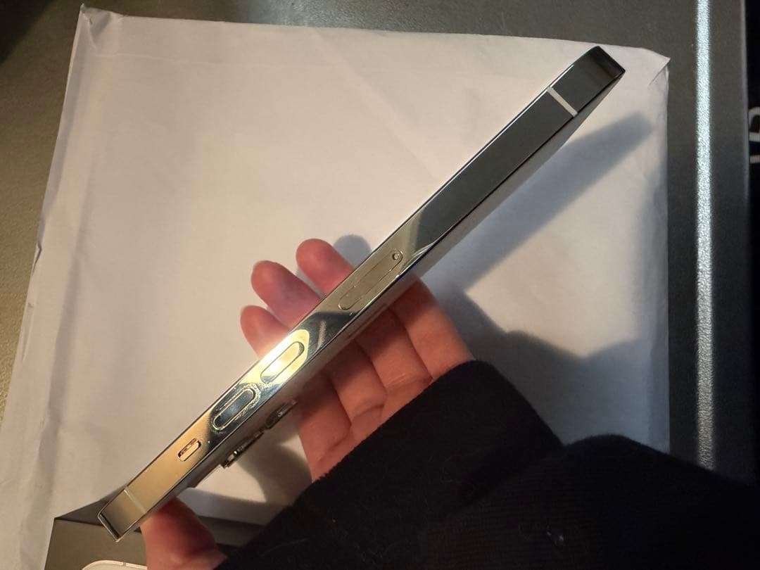 iPhone 13 Pro シルバー 256GB 本体